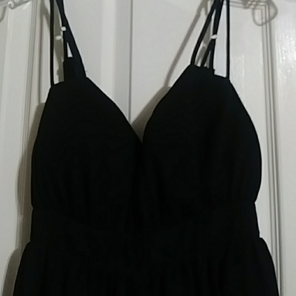 LBD - Picture 3 of 5